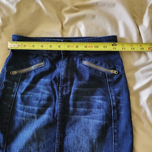 Abercrombie and Fitch denim mini skirt SIZE 25 - Picture 4 of 5